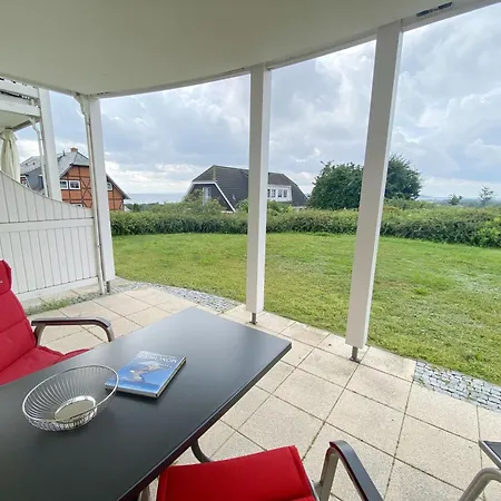 Haus Ruegenscher Bodden Whg 02 Mit Meerblick Apartment *
