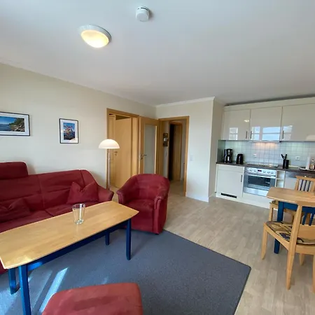 Haus Ruegenscher Bodden Whg 02 Mit Meerblick Apartment Goehren (Ruegen)