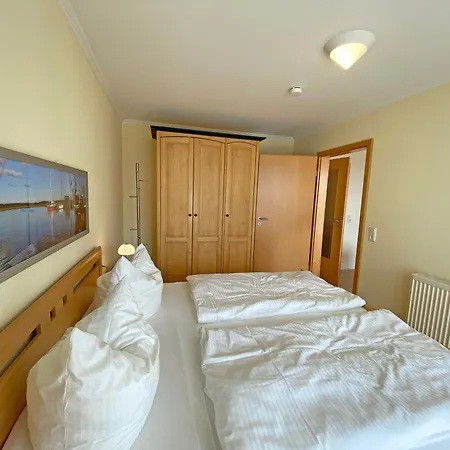 Apartment Haus Ruegenscher Bodden Whg 02 Mit Meerblick Goehren (Ruegen)