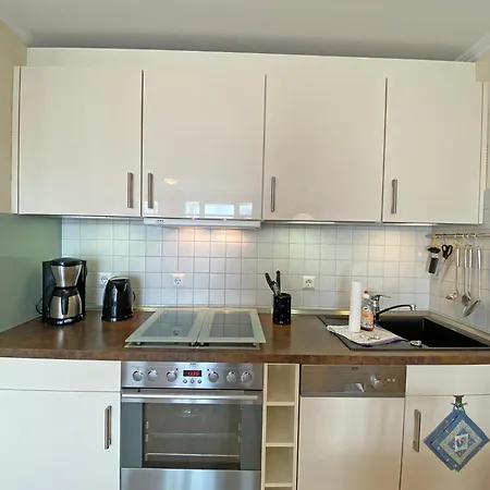 Haus Ruegenscher Bodden Whg 02 Mit Meerblick
