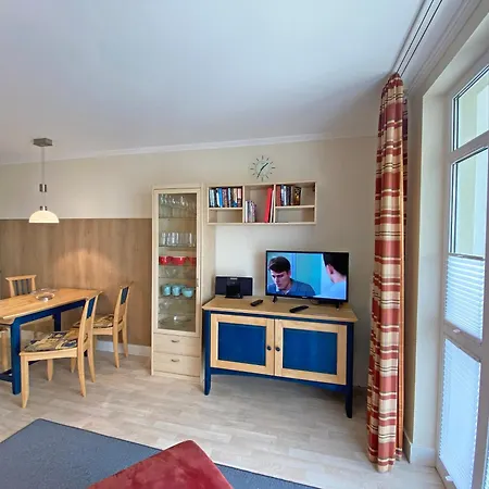 Haus Ruegenscher Bodden Whg 02 Mit Meerblick Apartment *